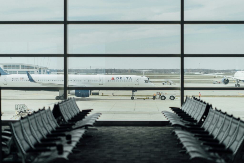 airport departure board delay